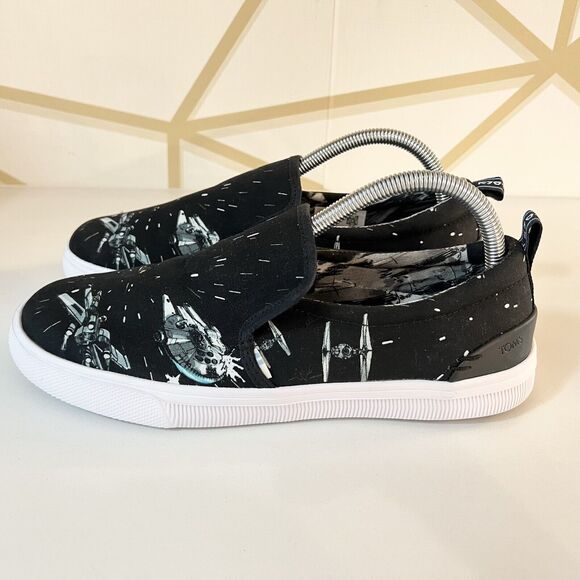 NEW STAR WARS x TOMS Trvl Lite Black Space Print Slip On Shoes Women's 9/Men's 7 - Picture 1 of 14
